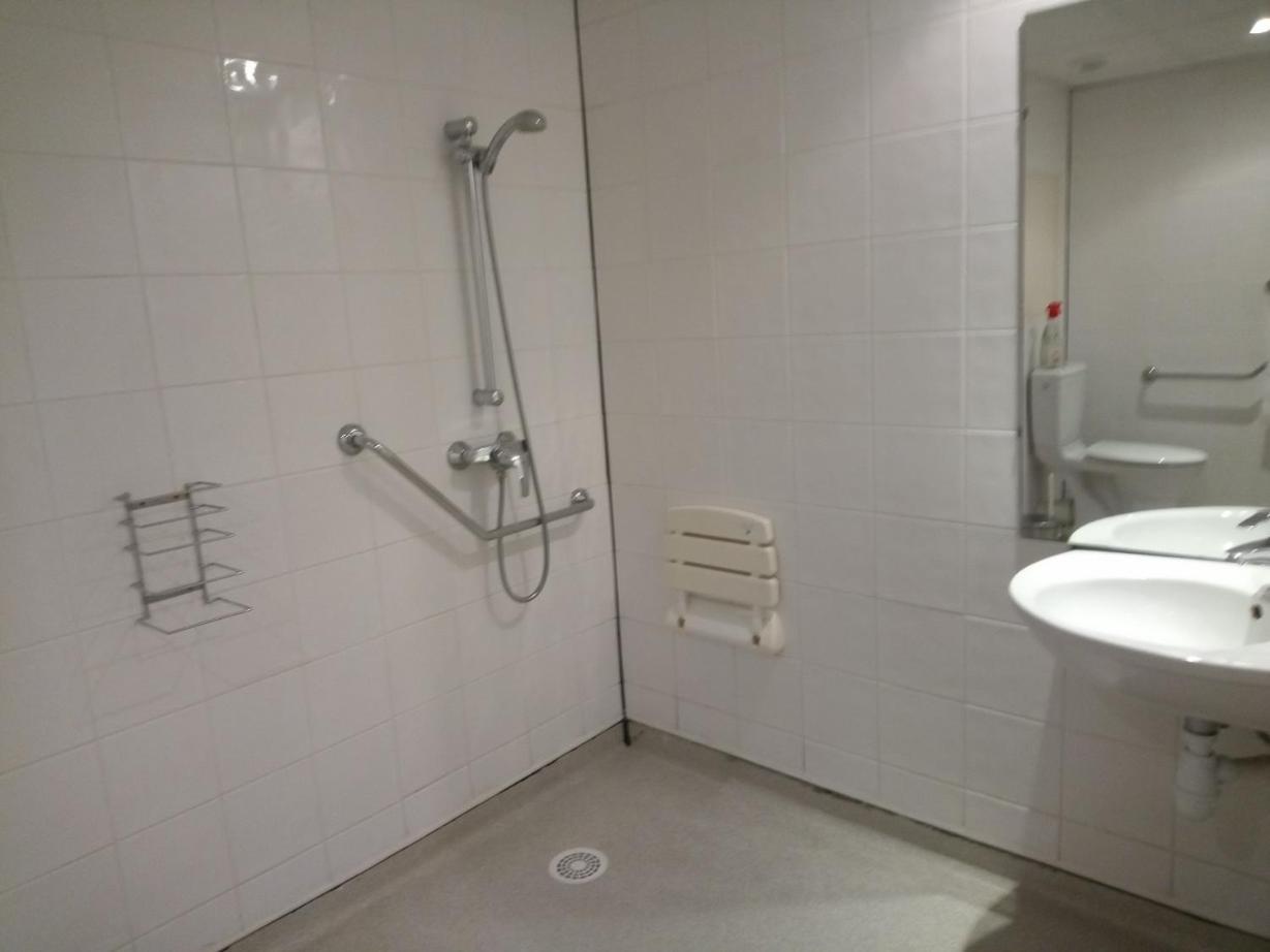 Agreable Studio Familial A Lourdes, Proche Gare Экстерьер фото